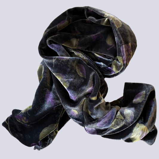 Velvet printed scarf